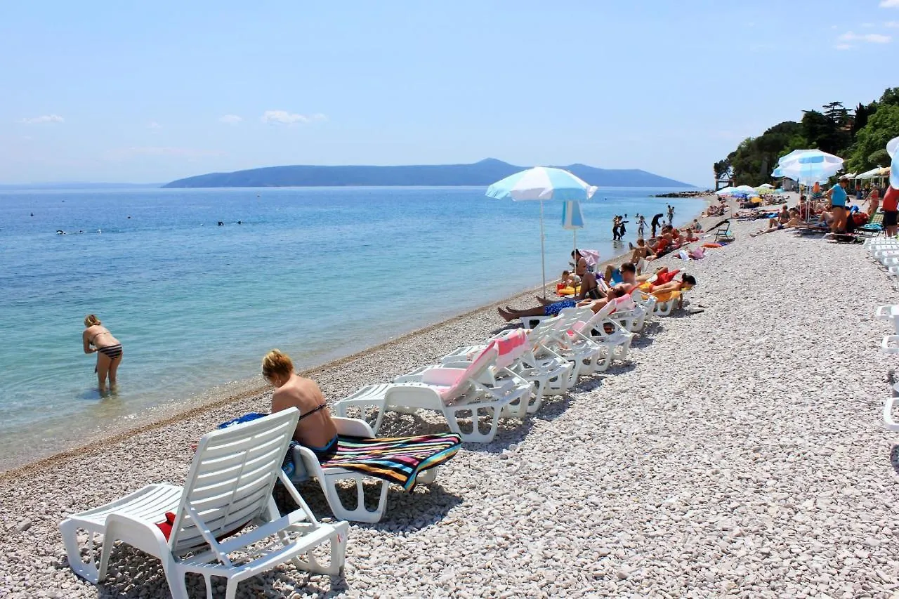 Apartments With A Parking Space Moscenice, Opatija - 7689 Moscenicka Draga