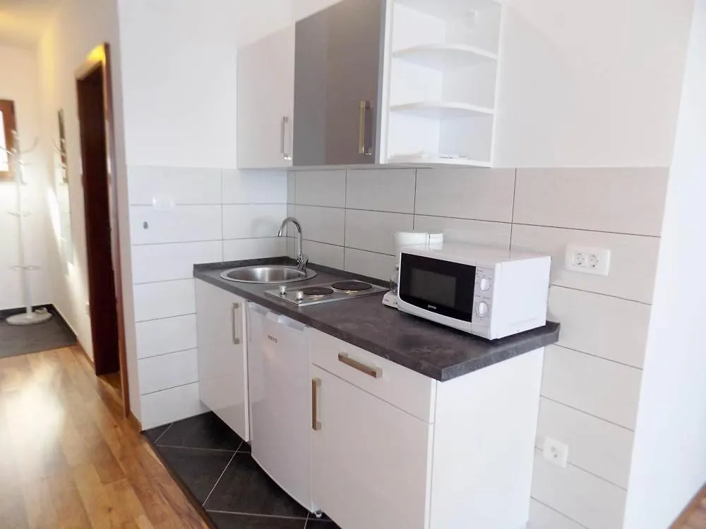 Apartments With A Parking Space Moscenice, Opatija - 7689 Moscenicka Draga Croatia