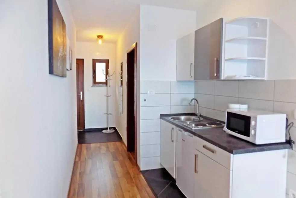 Apartments With A Parking Space Moscenice, Opatija - 7689 Moscenicka Draga