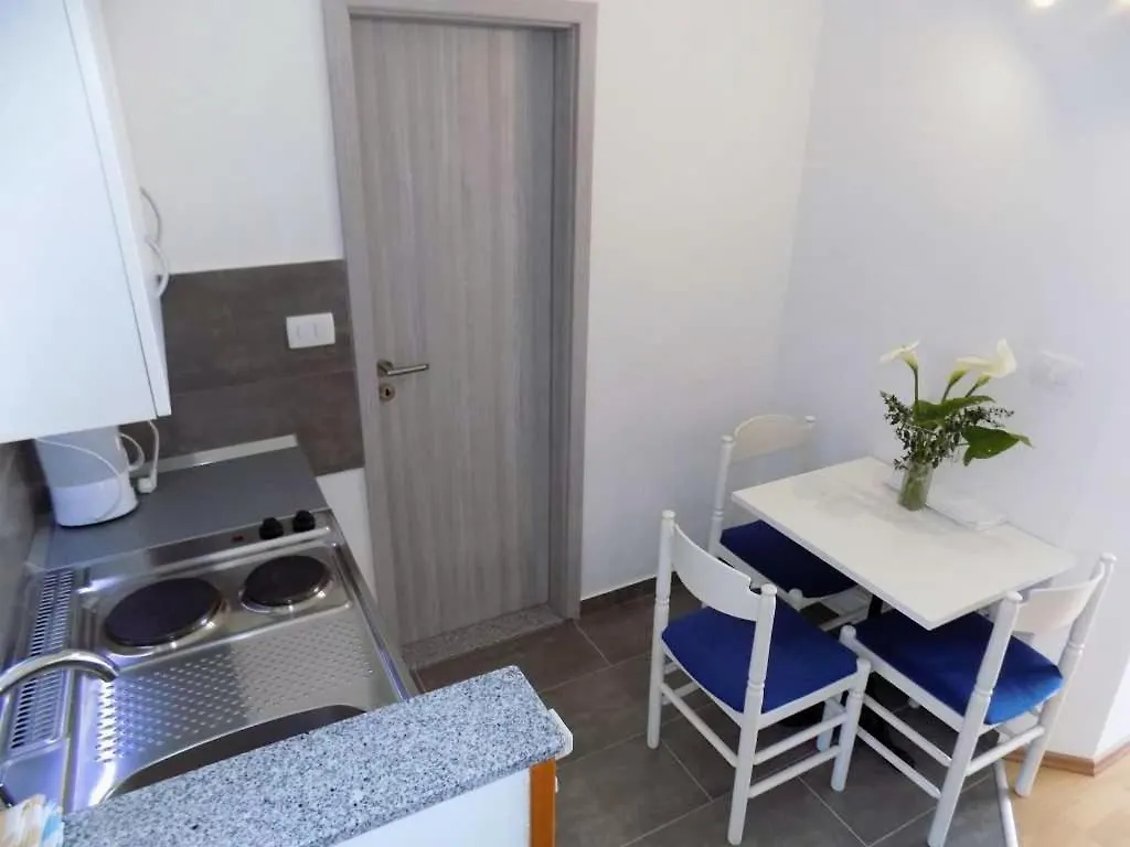 Apartments With A Parking Space Moscenice, Opatija - 7689 Moscenicka Draga
