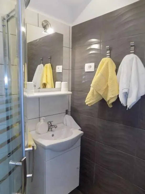 Apartments With A Parking Space Moscenice, Opatija - 7689 Moscenicka Draga