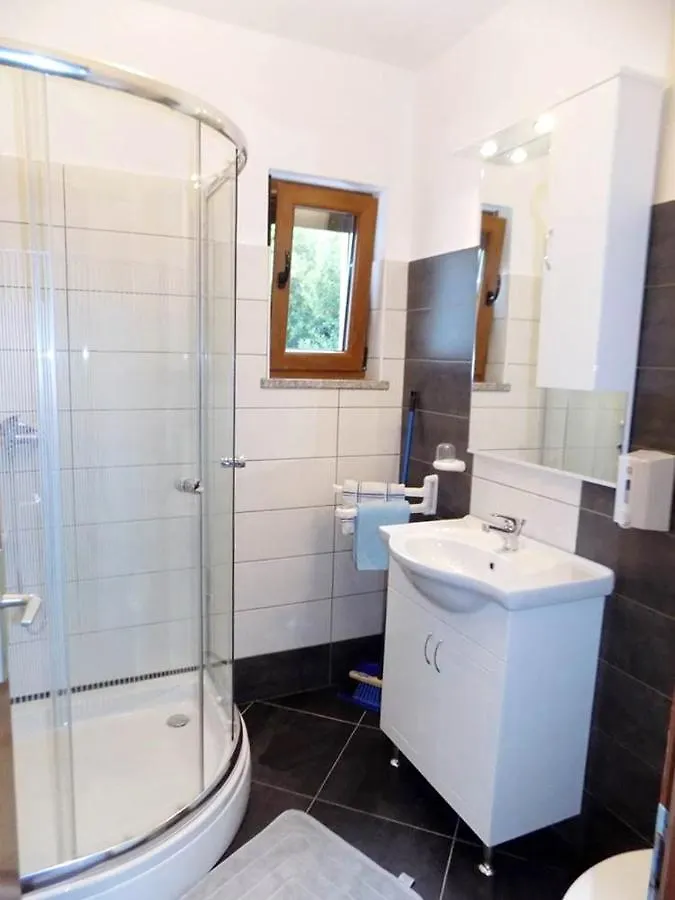Apartments With A Parking Space Moscenice, Opatija - 7689 Moscenicka Draga