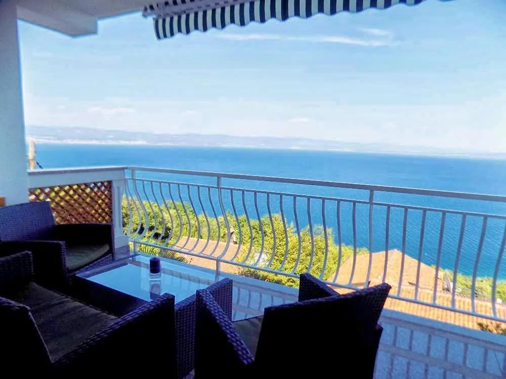 Apartments With A Parking Space Moscenice, Opatija - 7689 Moscenicka Draga